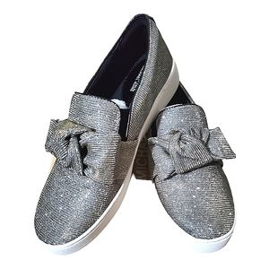 Michael Kors Willa Slip On Sneaker in Metallic Gold Silver Bow Size 6